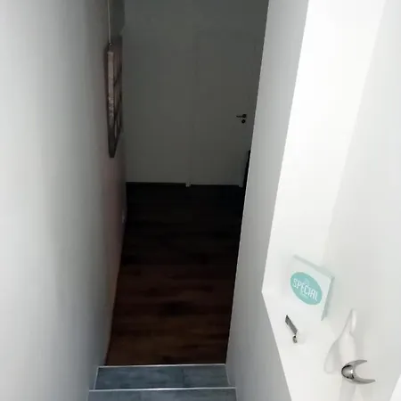 Clara Guest house