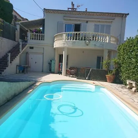 Clara Guest house Nice